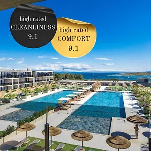 Appart hôtel Del Mar Emotion, Ližnjan